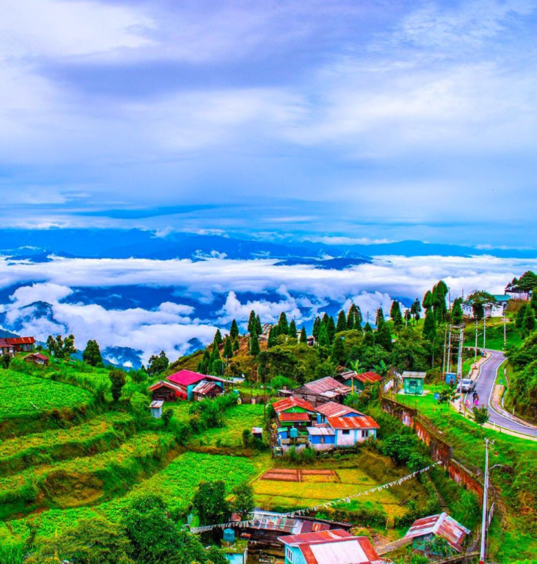 Explore the beauty of Mystical Himalayas