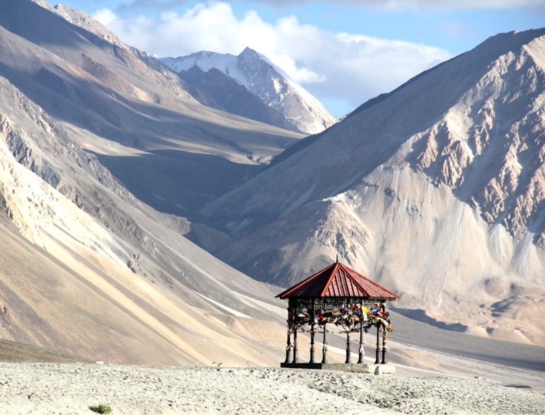 Explore the ultimate Ladakh