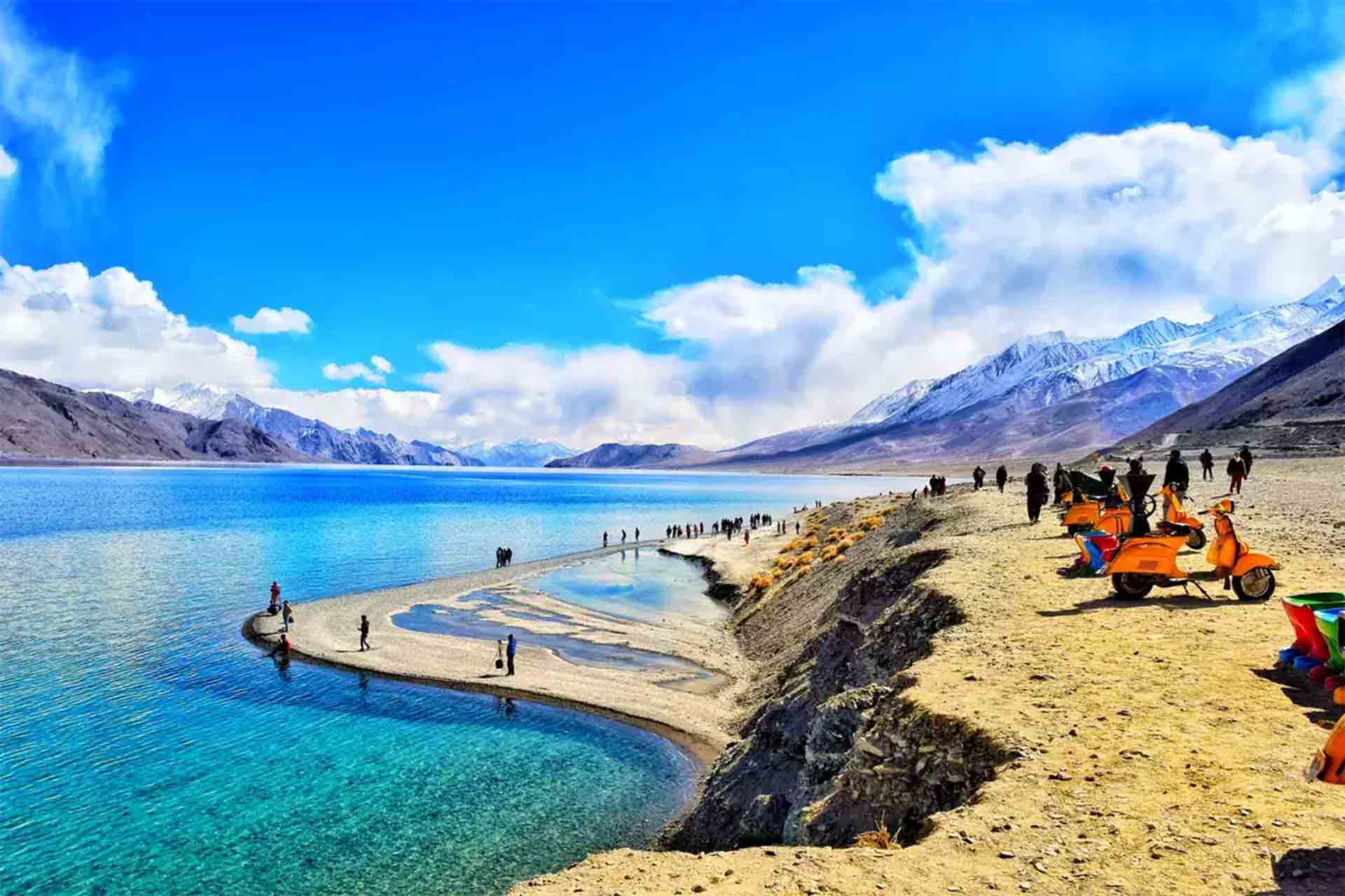 Explore the ultimate Ladakh